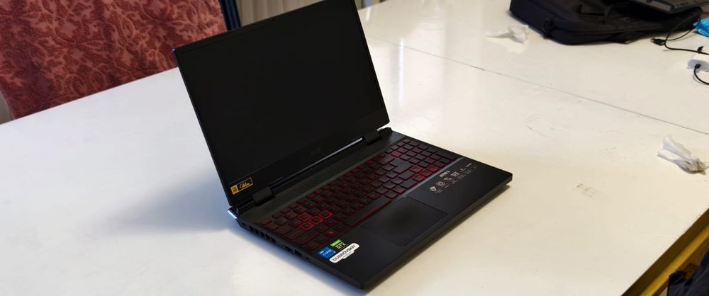 Продам игравой ноутбук Acer Nitro