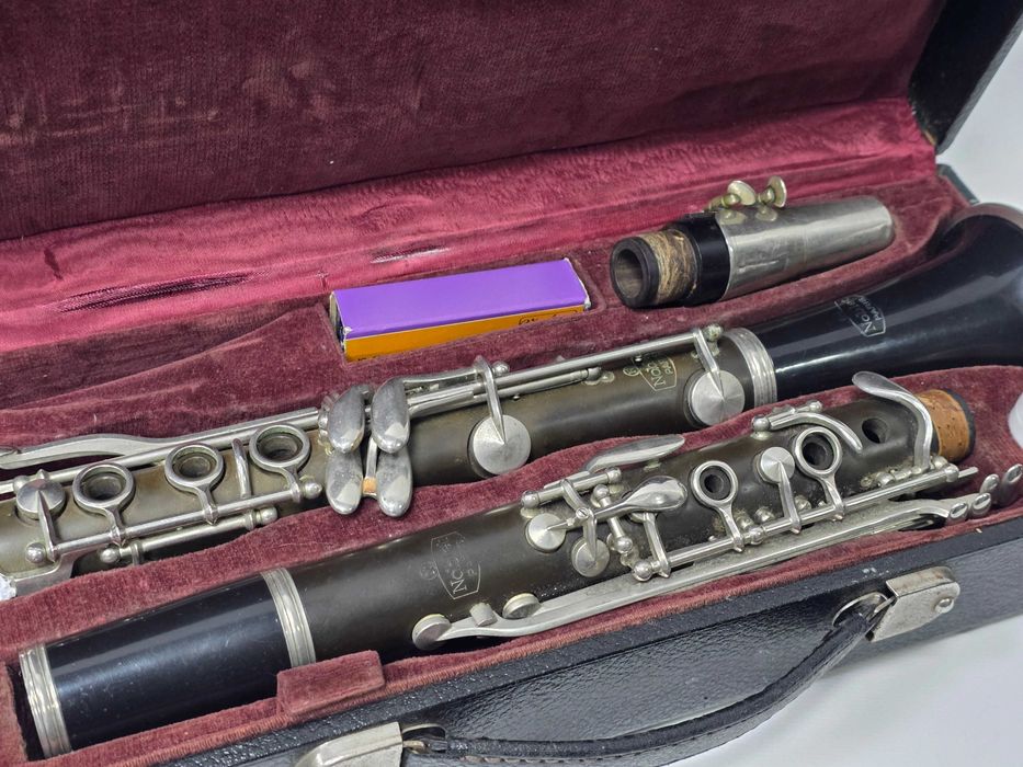 Instrument muzical Clarinet