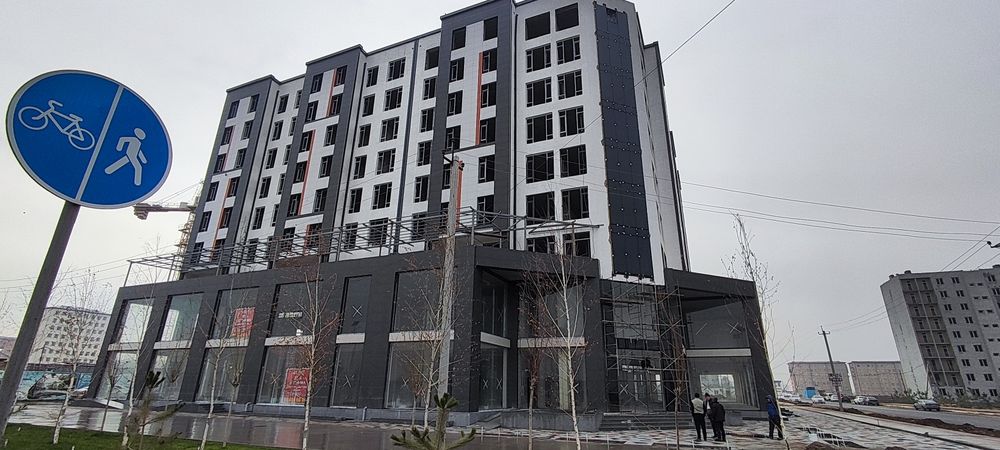 3-хонали 3-қават 74,54м2 "Nurafshon city" марказида жойлашган