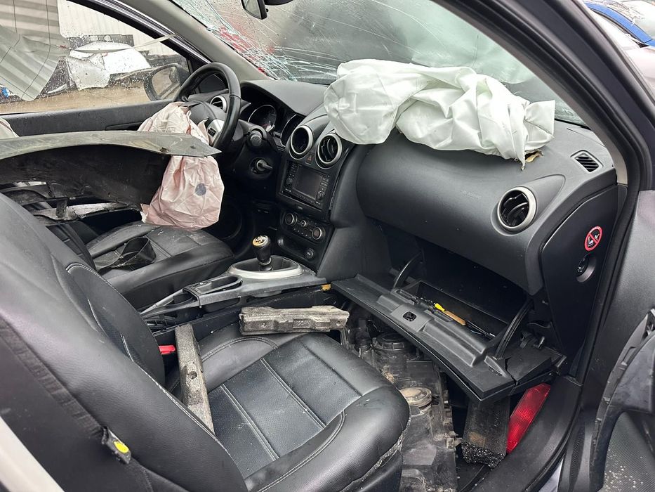 Dezmembrari Nissan Qashqai / 1.6 R9M / J10