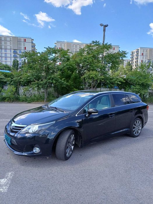 Toyota Avensis automata FULL