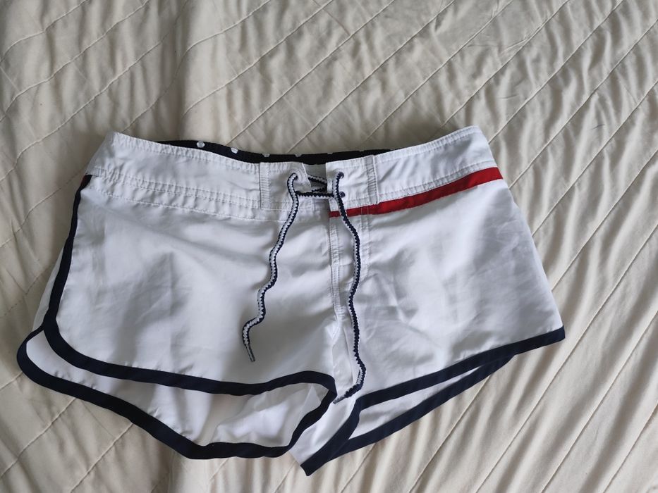 Къси гащички Tommy Hilfiger размер S