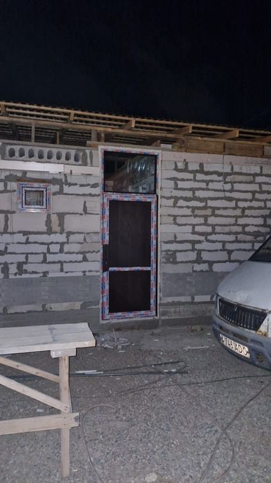 Окна двери витрожи