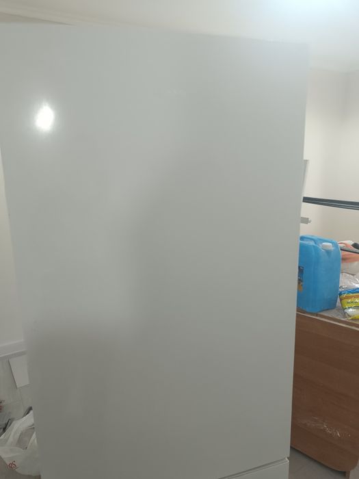 Продается холодильник