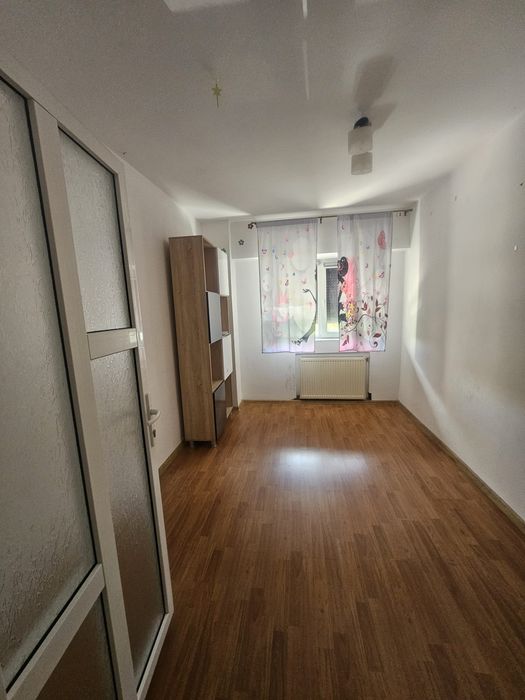 Apartament 4 camere