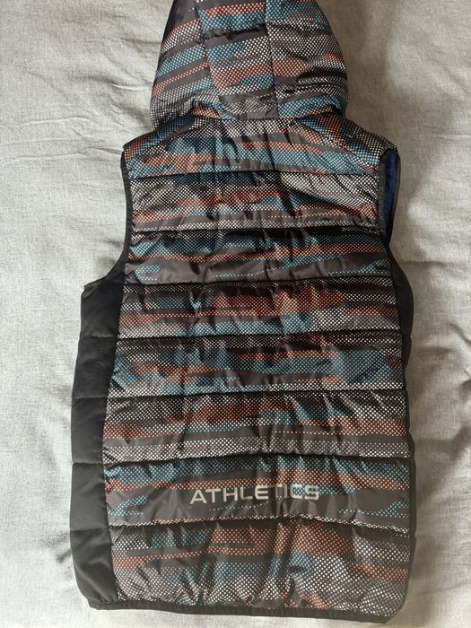 Детски спортен елек Reserved