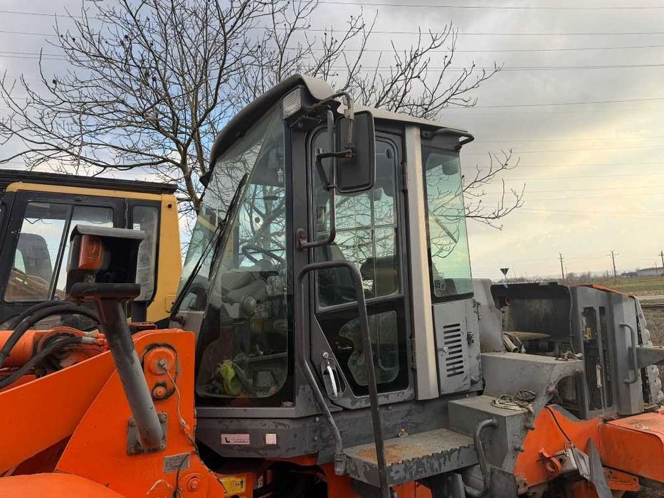 Cabina incarcator frontal Hitachi ZW180