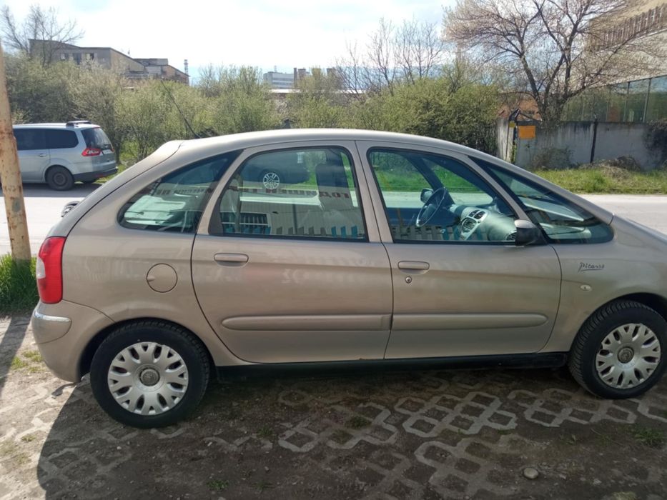 продавам цял или на части ситроен Ксара Пикасо 1.6 hdi