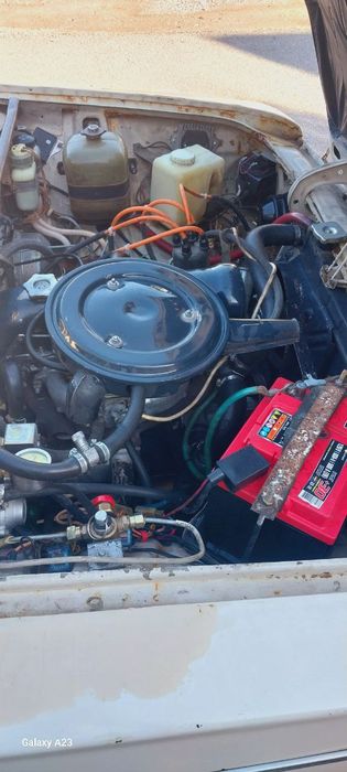 Машина сотилади.