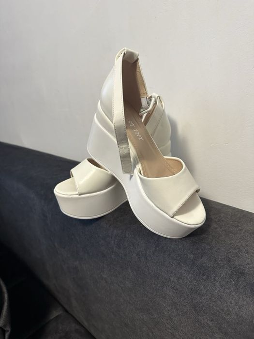 Sandale cu Platforma Dama marimea 37