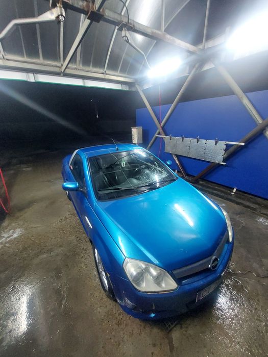 Faruri Opel Tigra Cabrio Decapotabila