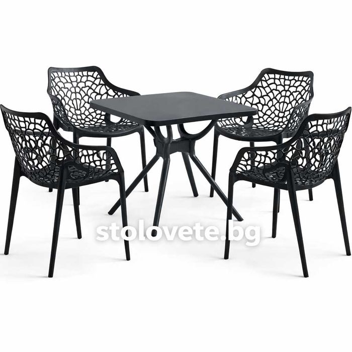 Комплект маса и столове