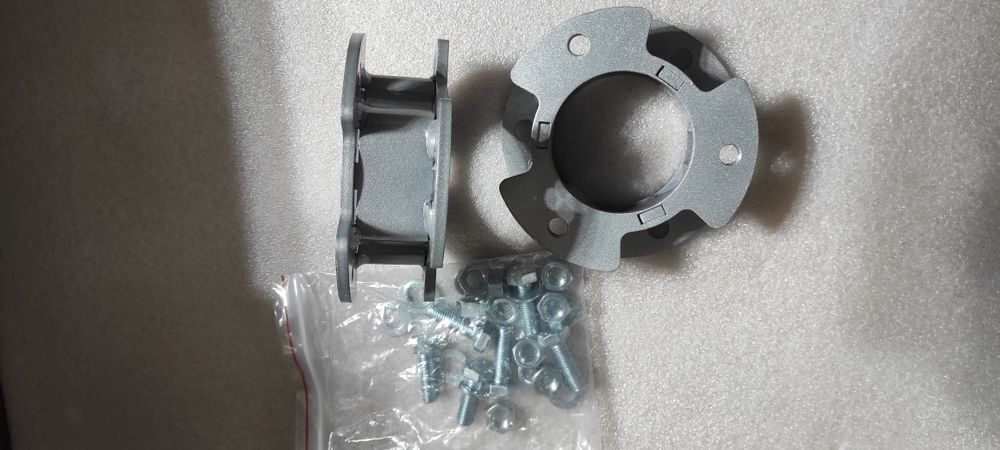 комплект за повдигане Ford Ranger XLT Crew Cab Pickup 2019 265 / 65R18