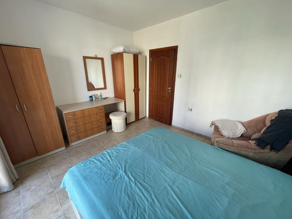 Продавам двустсен с морска гледка в Св. Влас !