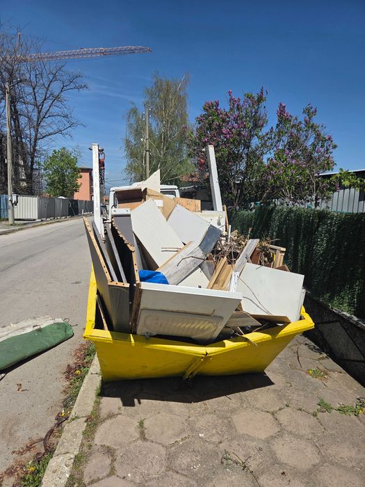 Контейнери 4м3 софия от 80€ малък камион