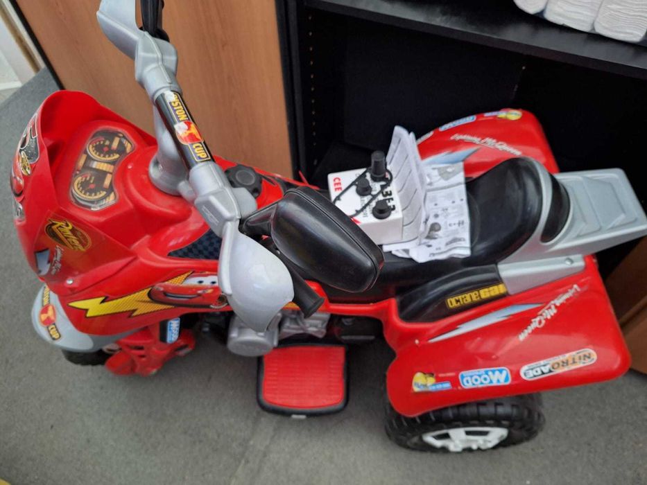 Motocicleta electrica Predator I Disney Cars, varsta +3, noua