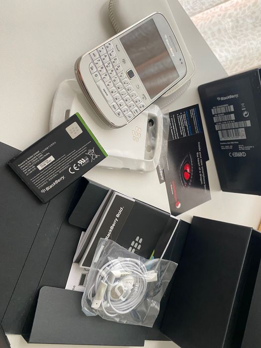 Blackberry Bolt9900 NOU