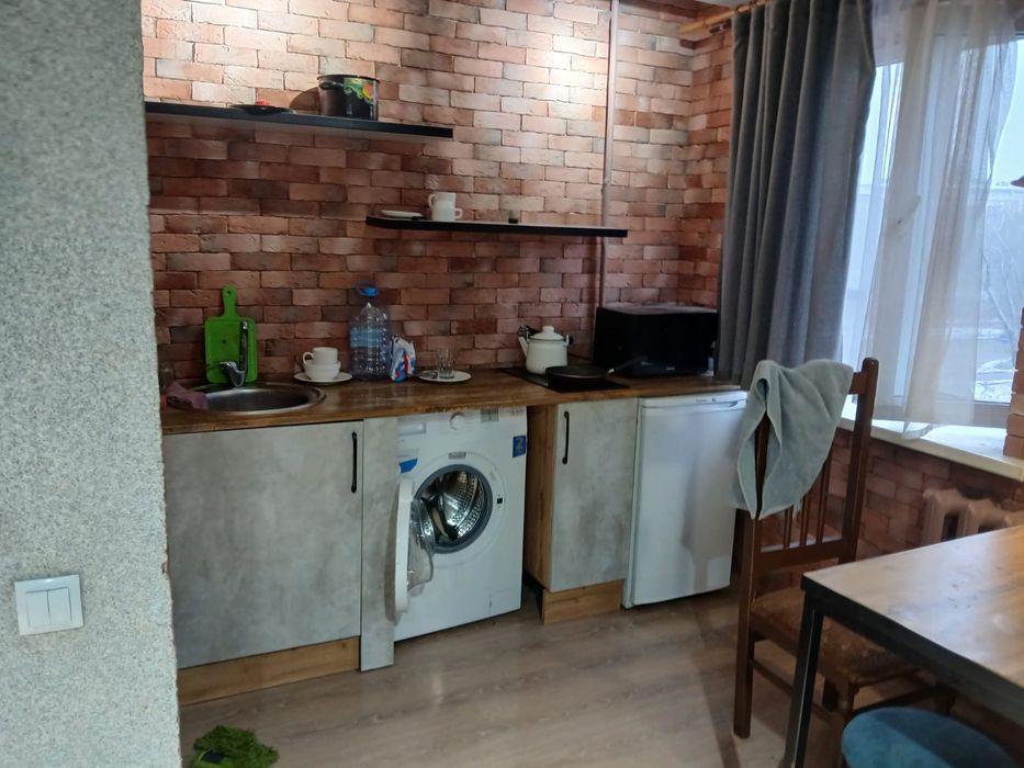 1 ком кв, маг Спутник, Тайга. 125+