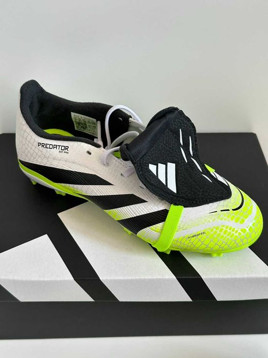Чисто нови оригинални детски бутонки Adidas Predator League FG/MG размери от 28 до 38 2/3 налични
