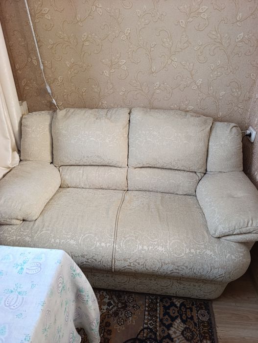 Продается мягкая мебель 4ка.