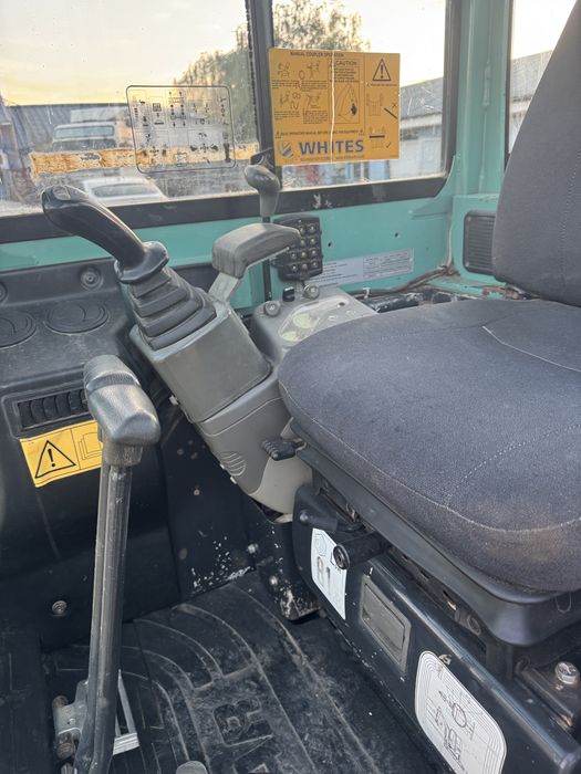 Vand miniexcavator YANMAR VIO25