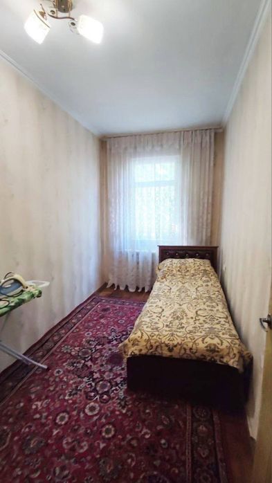 Срочно Продается 4хком в центре рядом с метро