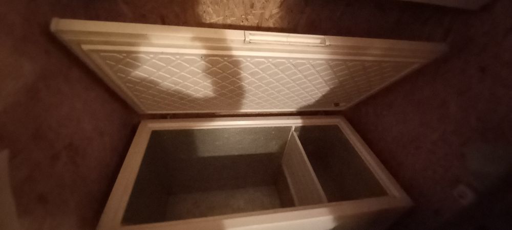 Продам холодильный ларь