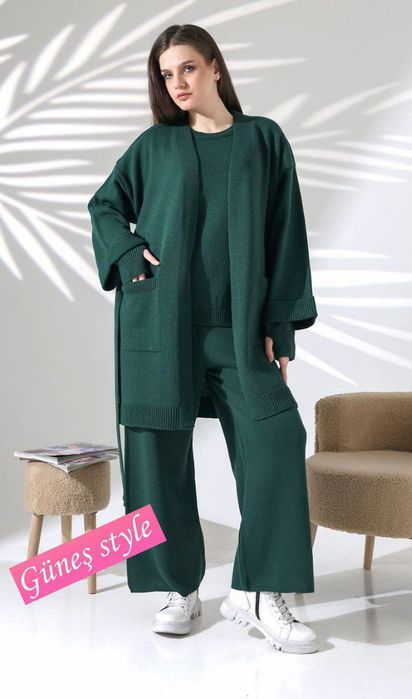 Костюм новый.Турция.Размер стандарт