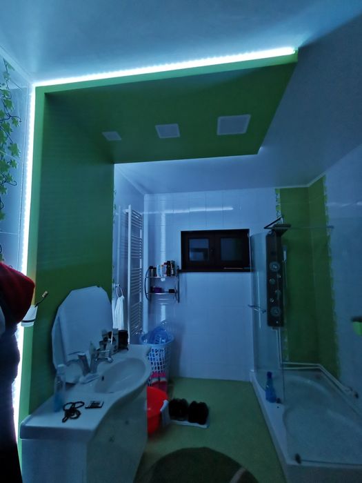 Casa cu etaj ,teren 1120mp,full utilitati, intravilan, HALA