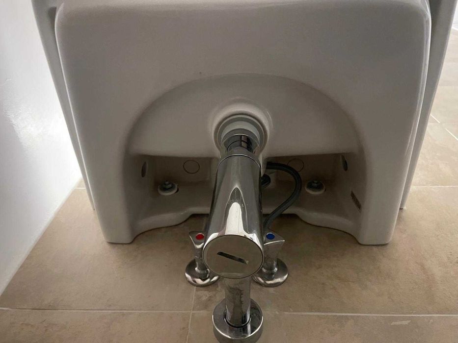 Oglinda cu LED - Lavoar - Baterie (tot ce se vede in poza - 1200)