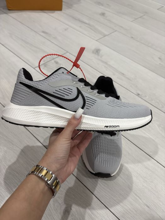 Кеды базовые.