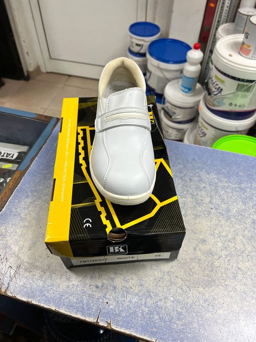 Работни обувки BK дамски,кожа,s1p,бели номера 36 ; 38