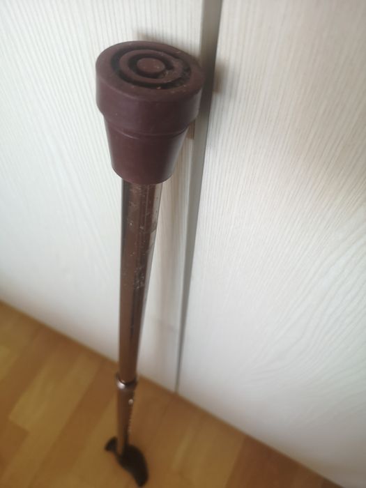 Baston reglabil din aluminiu omologat