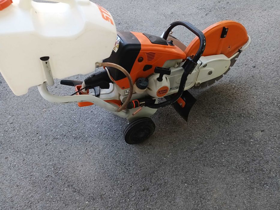 Stihl TS 800 - ръчен бензинов фугорез със количка