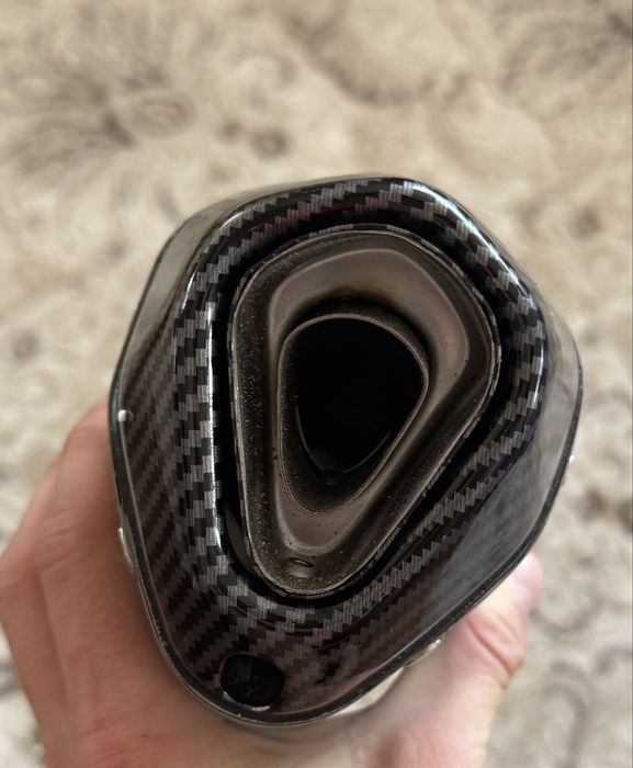 Toba Akrapovic re
