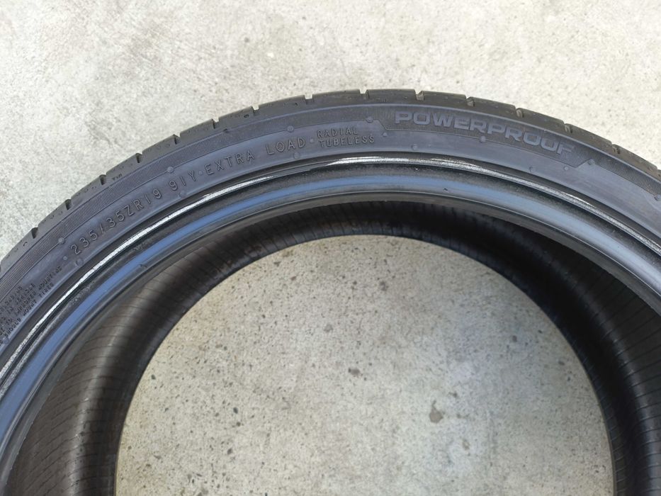 Doua anvelope de vara 235 35 19 nokian powerproof dot 2022