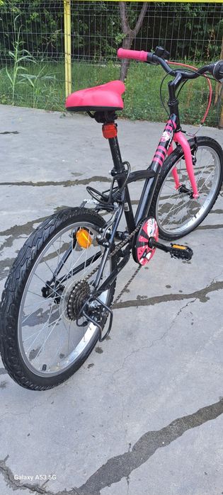 Bicicleta pentru fete