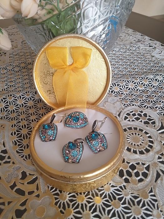 Продам набор серебро 925