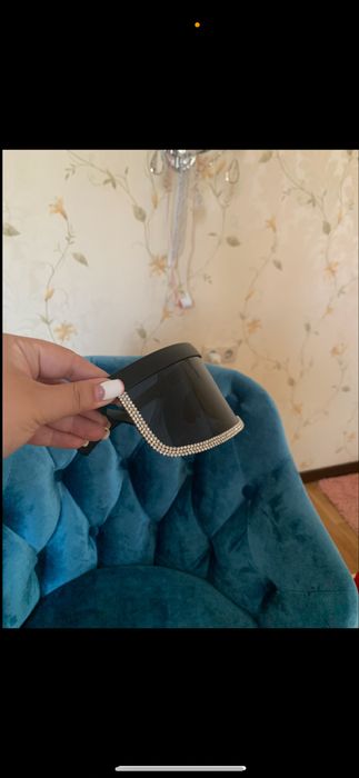 Необвчные очки солнцезащитные