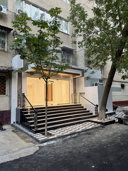 Продаю Нежелое Помещения Дархон Акай сити Вдоль Дороги Рядом Метро90м2
