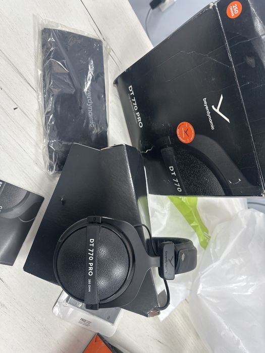Продам наушники Beyerdynamic dt 770 pro 250ohm