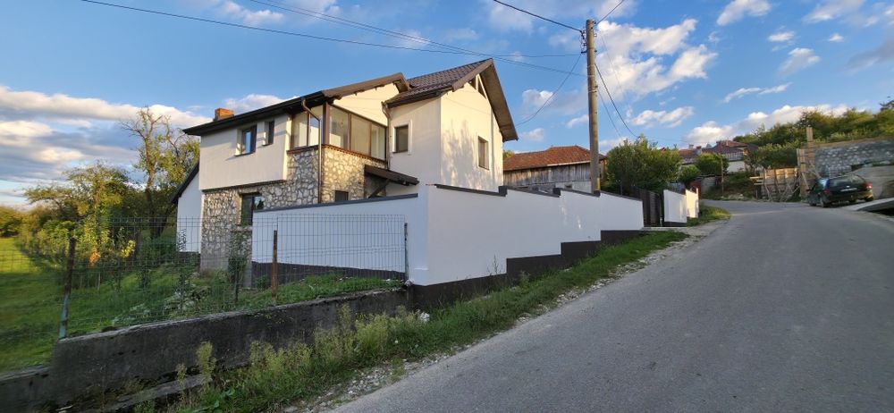 Casa deosebita in Valeni-Dambovita