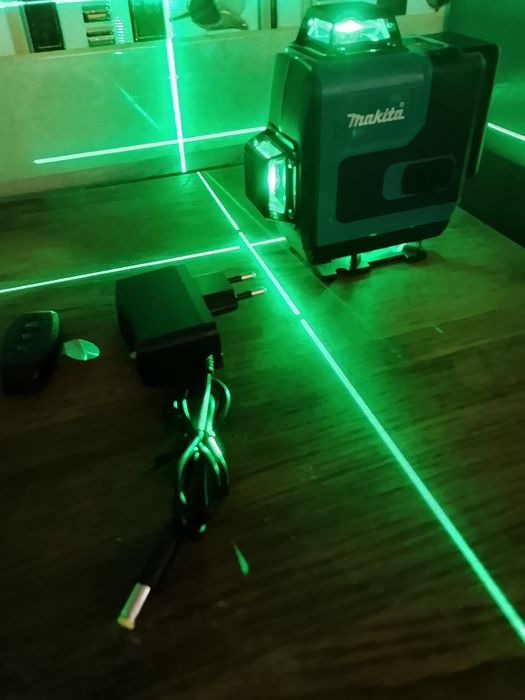 Nivel laser makita 16 linii