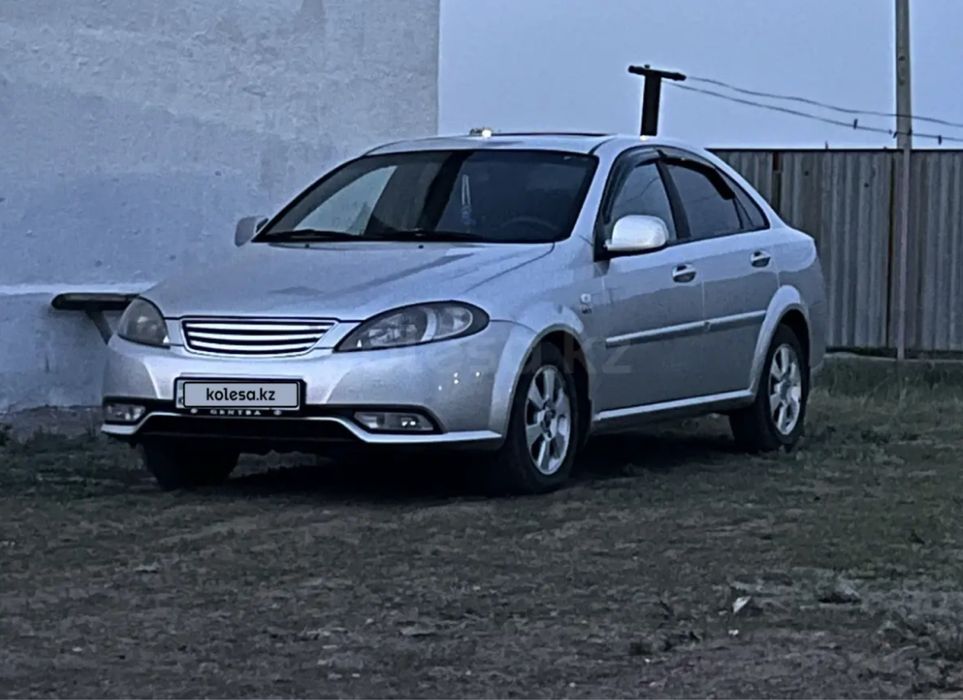 Машина Daewoo Gentra