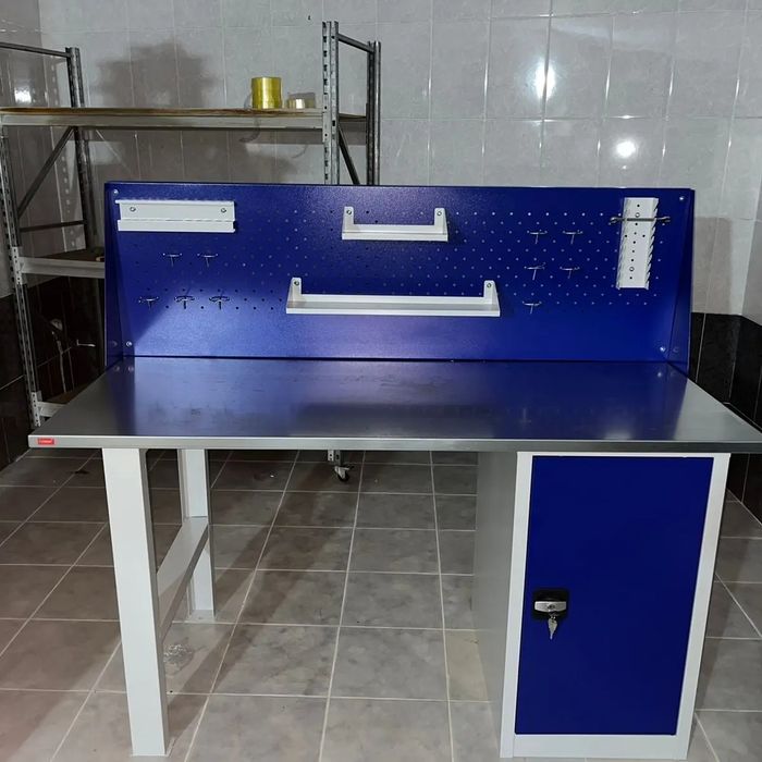 Верстак слесарный