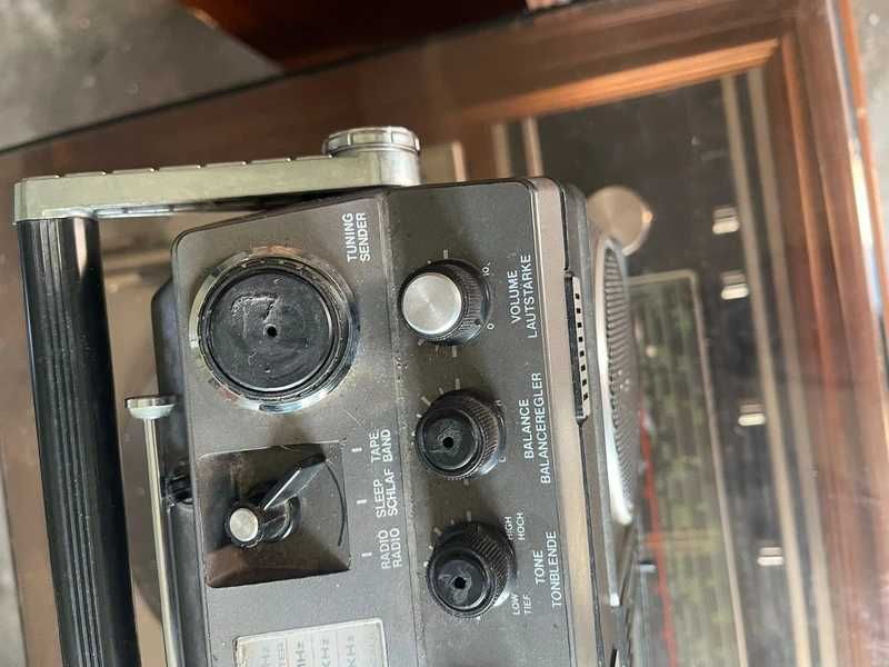 Rangemaster T707 radiocasetofon