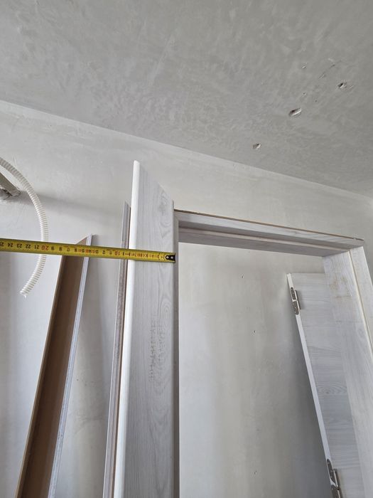 Интериорна .  Врата. Каса . И  . Первази.