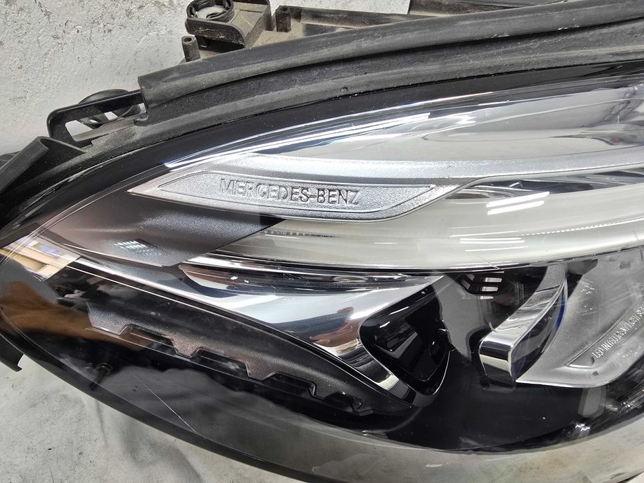 Оригинален фар Мерцедес ГЛЕ 166  Mercedes GLE 166 Full Led