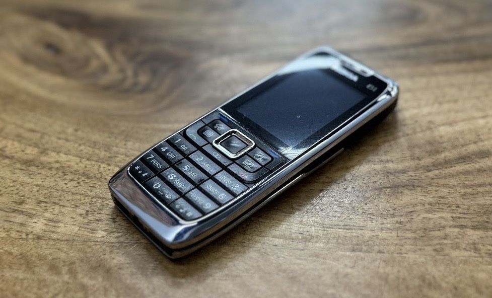 Nokia E51-2 Silver•Business•Camera Free•Finland•Raritate•De colectie