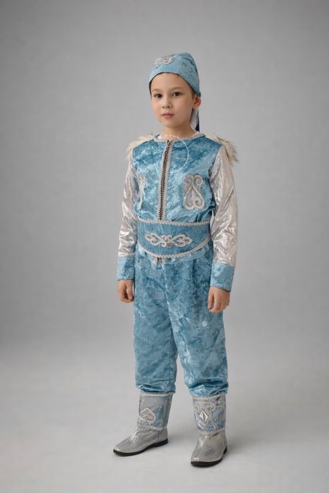 Продам национальный костюм на мальчика